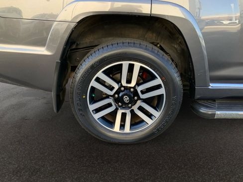 Used 2023 Toyota 4Runner Limited AWD/4WD image 37
