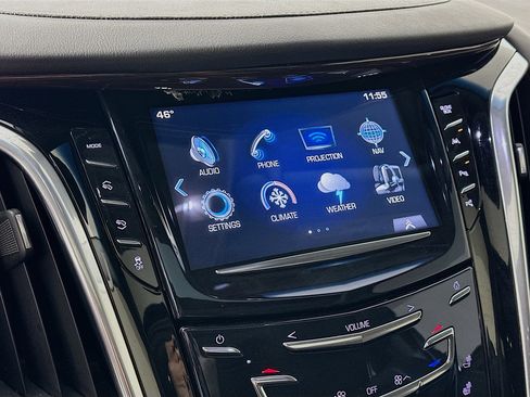 Used 2019 Cadillac Escalade Premium Luxury image 20