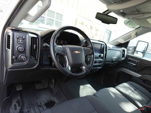 Used 2019 Chevrolet Silverado 2500 LT w/ Custom Sport Edition AWD/4WD image 16