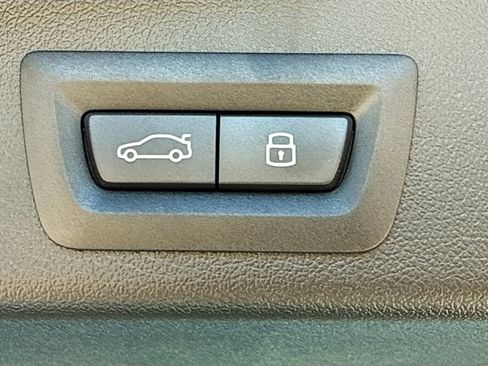 New 2026 BMW X5 xDrive50e w/ Executive Package image 14