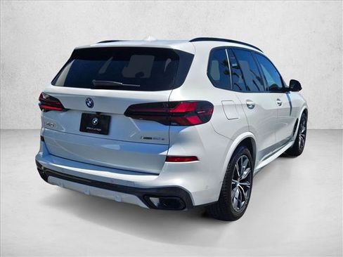Used 2026 BMW X5 xDrive50e w/ M Sport Package AWD/4WD image 5