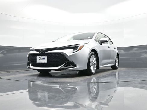 Certified 2023 Toyota Corolla SE image 25