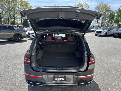 Used 2025 Genesis GV80 3.5T Prestige AWD/4WD image 12
