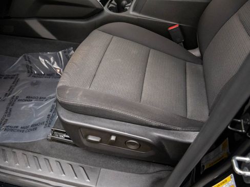 Used 2023 Chevrolet Colorado LT w/ LT Convenience Package II image 16