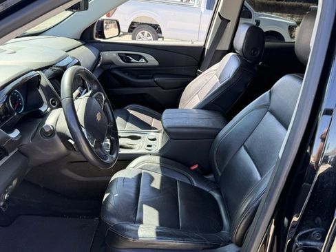 Used 2018 Chevrolet Traverse RS image 10
