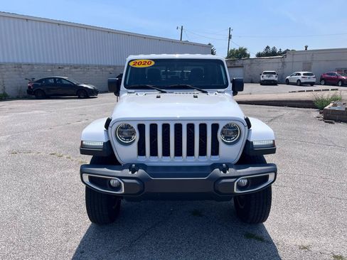 Used 2020 Jeep Gladiator Overland w/ Popular Equipment Package AWD/4WD image 8