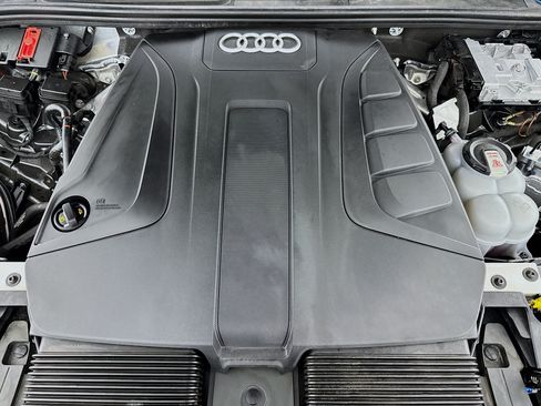 Used 2023 Audi Q7 2.0T Premium Plus AWD/4WD image 37