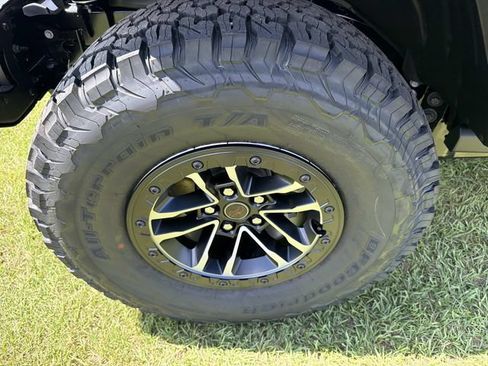 New 2027 Jeep Wrangler Unlimited Rubicon AWD/4WD image 30