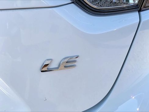 Used 2025 Toyota Corolla LE FWD image 10
