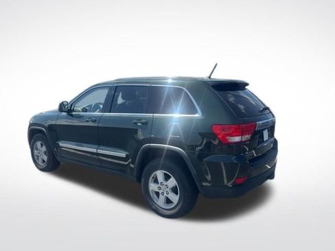 Used 2011 Jeep Grand Cherokee Laredo w/ Trailer Tow Group AWD/4WD image 9