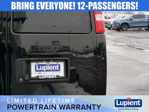Used 2025 Chevrolet Express 3500 LT w/ LT Preferred Equipment Group image 6