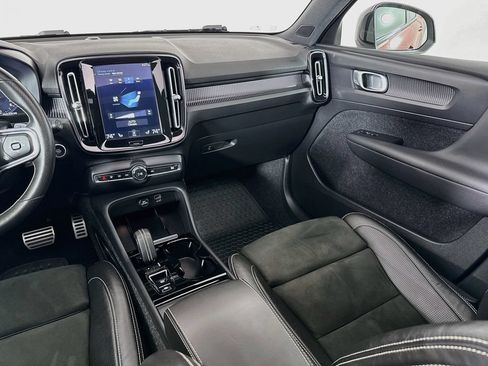 Used 2020 Volvo XC40 T5 R-Design AWD/4WD image 24
