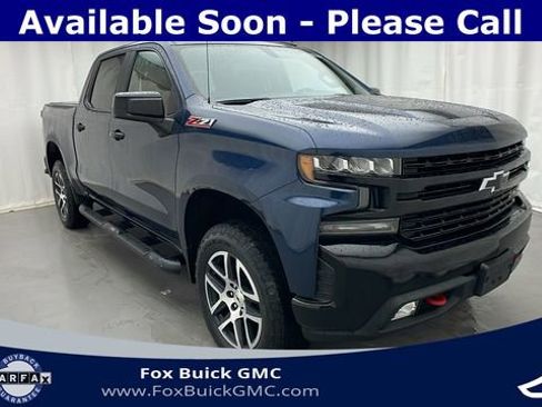 Used 2020 Chevrolet Silverado 1500 LT Trail Boss image 2