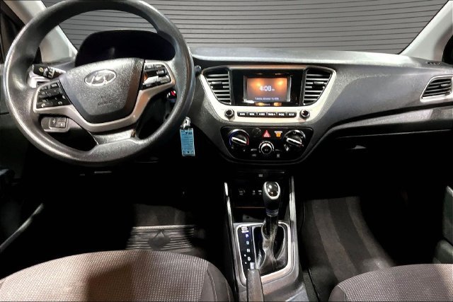 Used 2020 Hyundai Accent SE FWD image 7