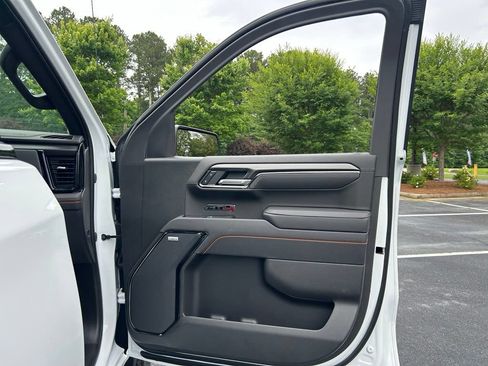 Used 2025 GMC Sierra 1500 AT4 w/ AT4 Premium Package AWD/4WD image 63