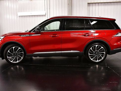 Used 2020 Lincoln Aviator Reserve w/ Equipment Group 202A AWD/4WD image 4