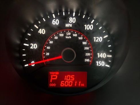 Used 2011 Kia Sorento LX w/ Convenience Pkg image 20