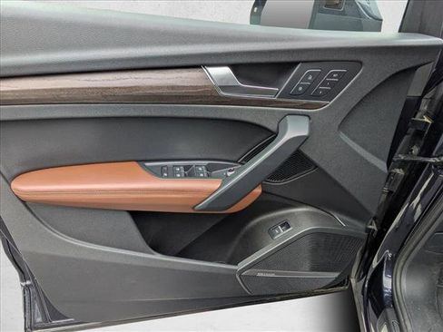 Used 2018 Audi Q5 Prestige w/ Prestige Package image 14