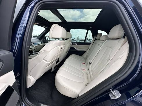 Used 2022 BMW X5 M50i AWD/4WD image 13
