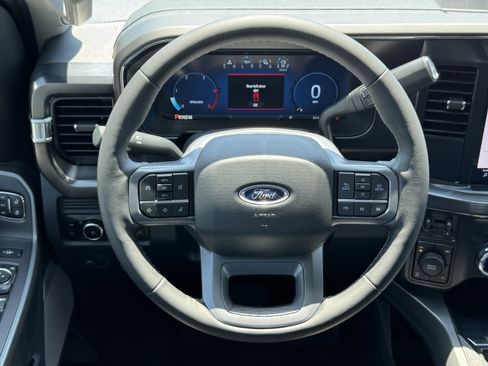 New 2026 Ford F250 Lariat w/ Chrome Package AWD/4WD image 15