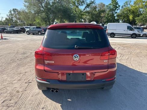 Used 2016 Volkswagen Tiguan SE image 17