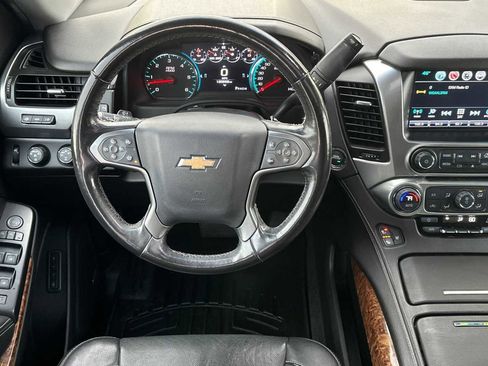Used 2016 Chevrolet Suburban LTZ image 17
