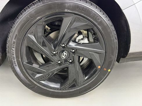 Used 2026 Hyundai Elantra Sport w/ Cargo Package FWD image 32