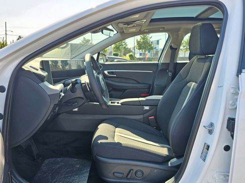 New 2025 Hyundai Sonata SEL image 17