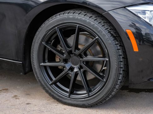 Used 2018 BMW 320i Sedan image 64