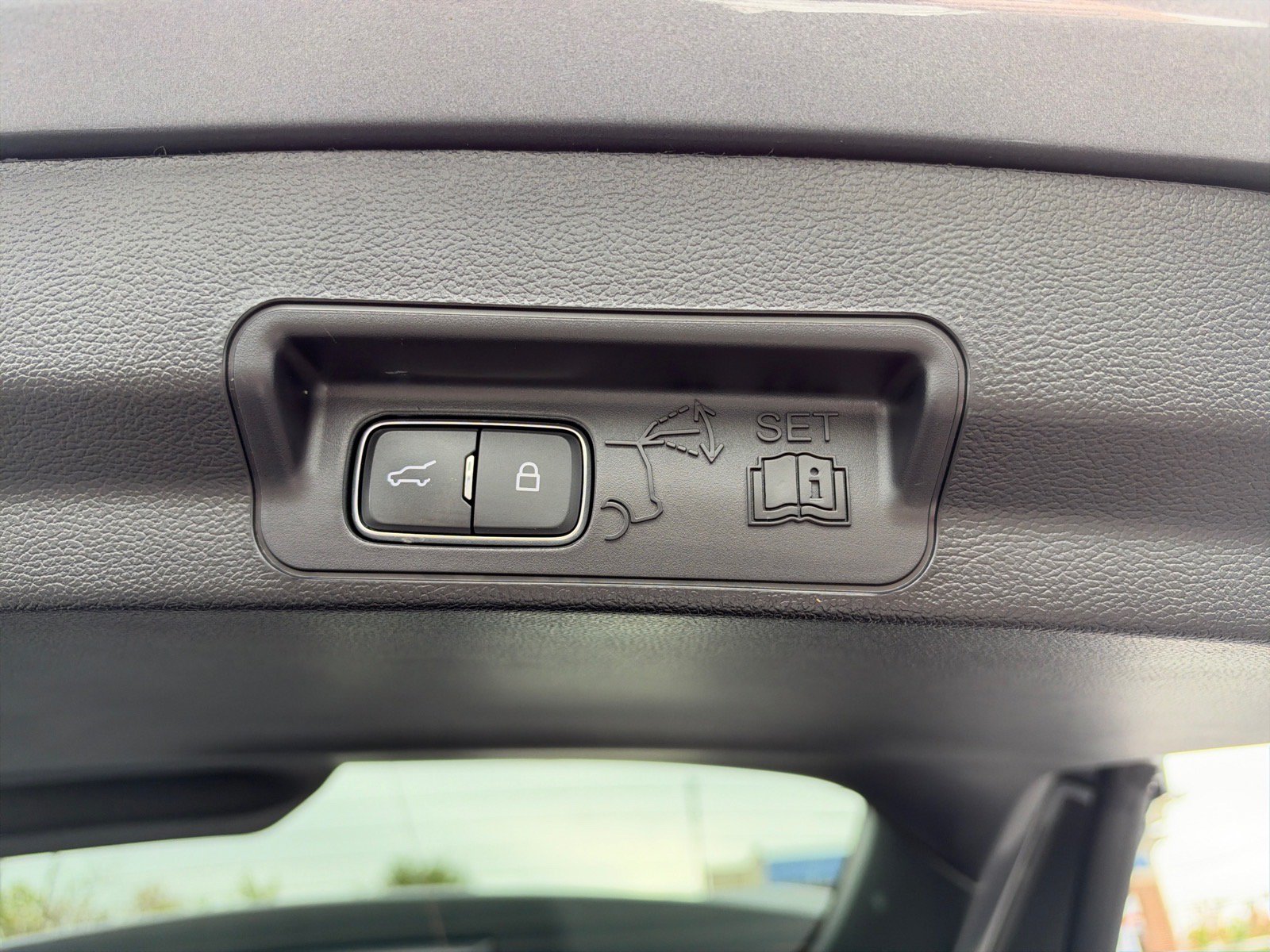 Certified 2022 Ford Explorer Timberline w/ Timberline Technology Package AWD/4WD image 16
