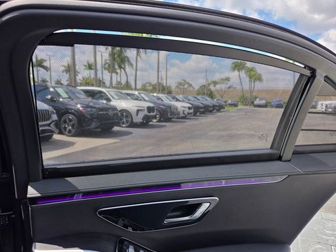 Used 2023 Mercedes-Benz S 580 4MATIC Sedan w/ AMG Line image 24