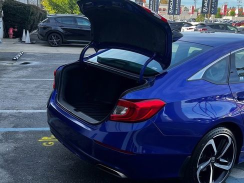 Used 2022 Honda Accord Sport image 8