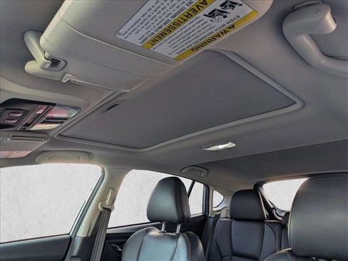 Used 2019 Subaru Crosstrek 2.0i Limited w/ Popular Package #4 image 17