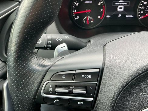 Used 2020 Kia Stinger GT2 image 21