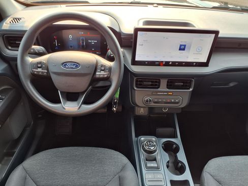Certified 2025 Ford Maverick XL w/ Equipment Group 102A AWD/4WD image 13