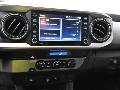 Used 2022 Toyota Tacoma SR5 image 21