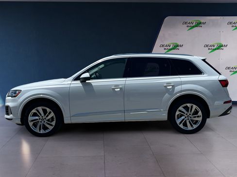Used 2022 Audi Q7 Premium Plus image 4