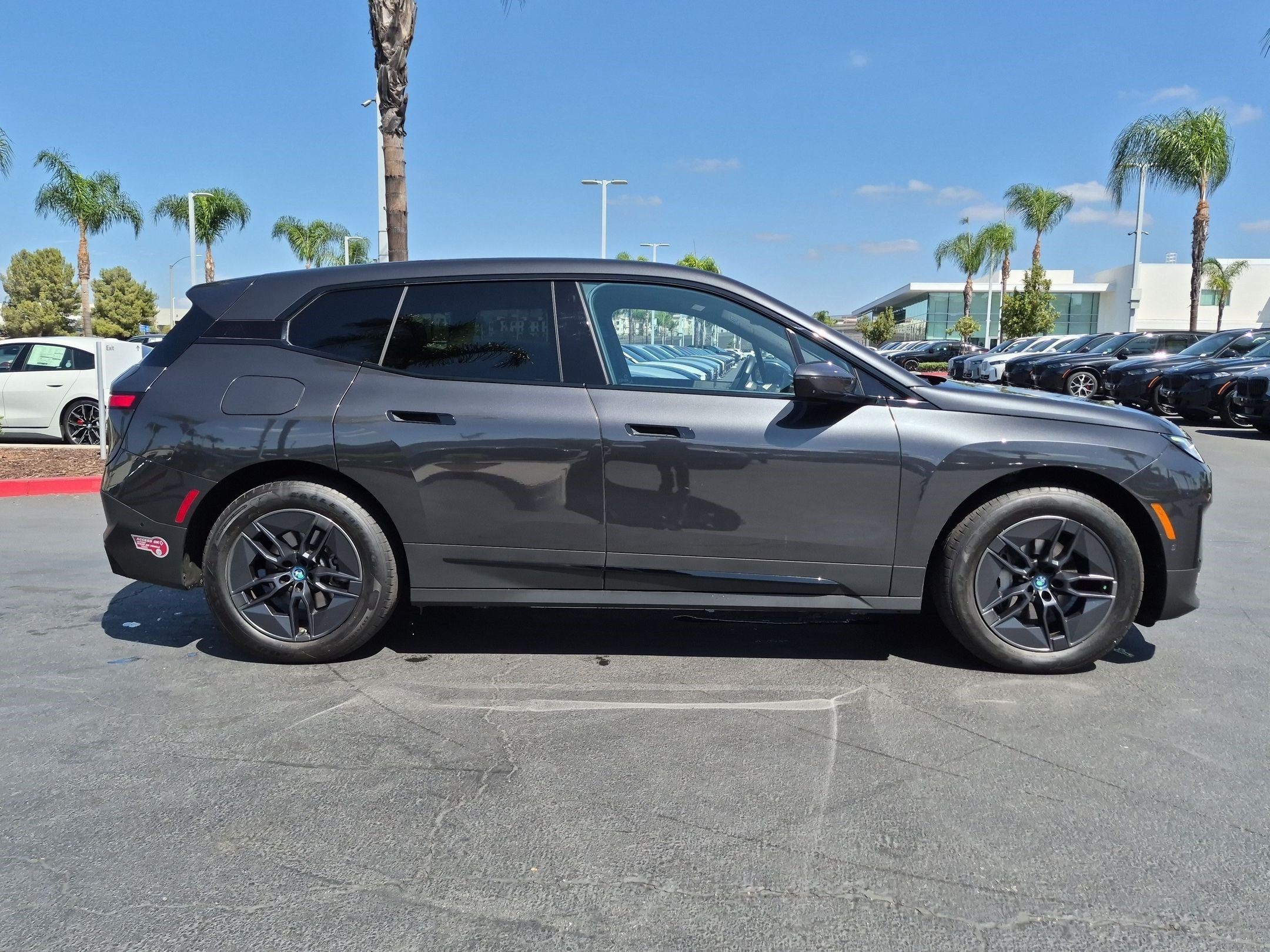 Certified 2024 BMW iX xDrive50 AWD/4WD image 11