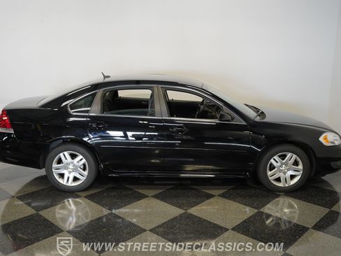 Used 2011 Chevrolet Impala LT image 17