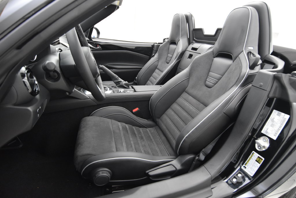 Used 2025 MAZDA MX-5 Miata Club w/ Brembo/BBS Recaro Package RWD image 23