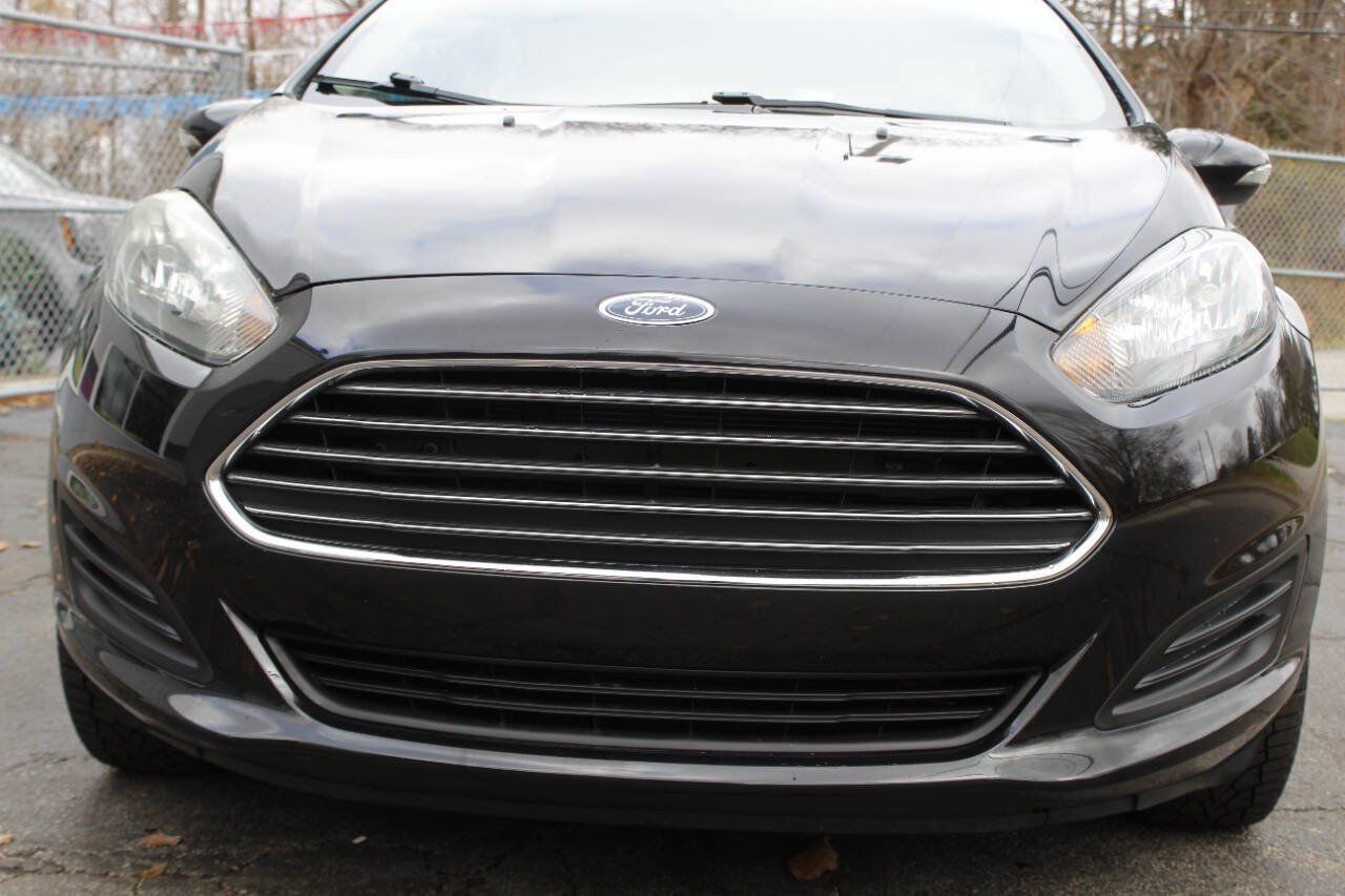 Used 2015 Ford Fiesta SE FWD image 15