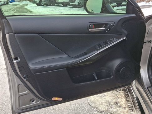 Used 2023 Lexus IS 350 F Sport image 12