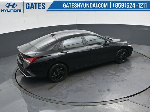 New 2026 Hyundai Elantra Sport FWD image 40