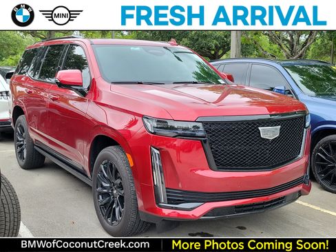 Used 2024 Cadillac Escalade Sport w/ LPO, ONYX Package AWD/4WD image 1