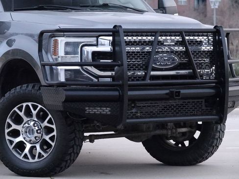 Used 2021 Ford F350 Lariat w/ Lariat Ultimate Package image 2