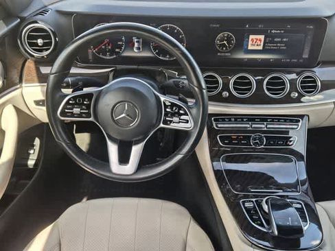 Used 2019 Mercedes-Benz E 300 image 15