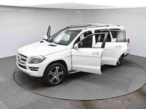 Used 2016 Mercedes-Benz GL 450 4MATIC w/ Premium I Package image 58