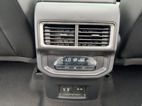 New 2026 Volkswagen Atlas SE AWD/4WD image 19