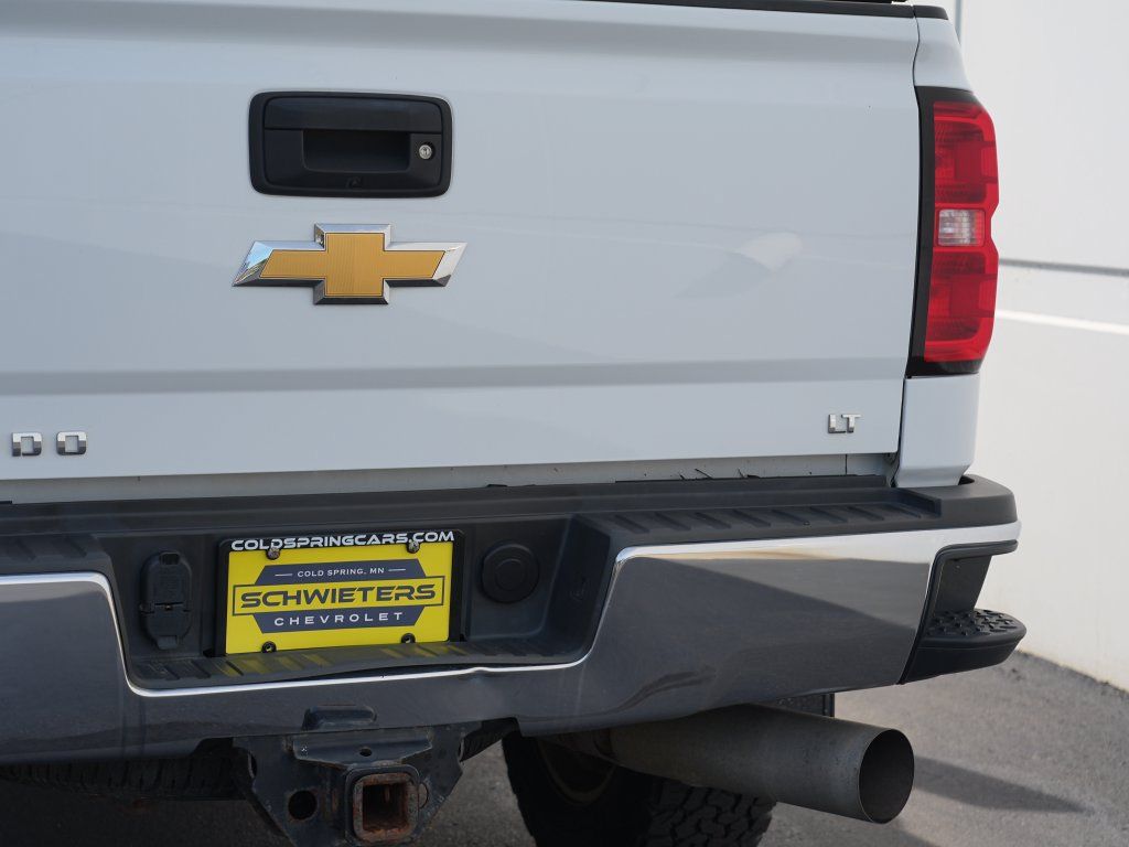 Used 2018 Chevrolet Silverado 2500 LT AWD/4WD image 10