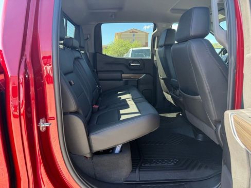 Used 2021 Chevrolet Silverado 1500 LT Trail Boss w/ Convenience Package II image 24